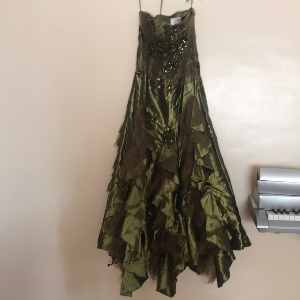 Evening gown.